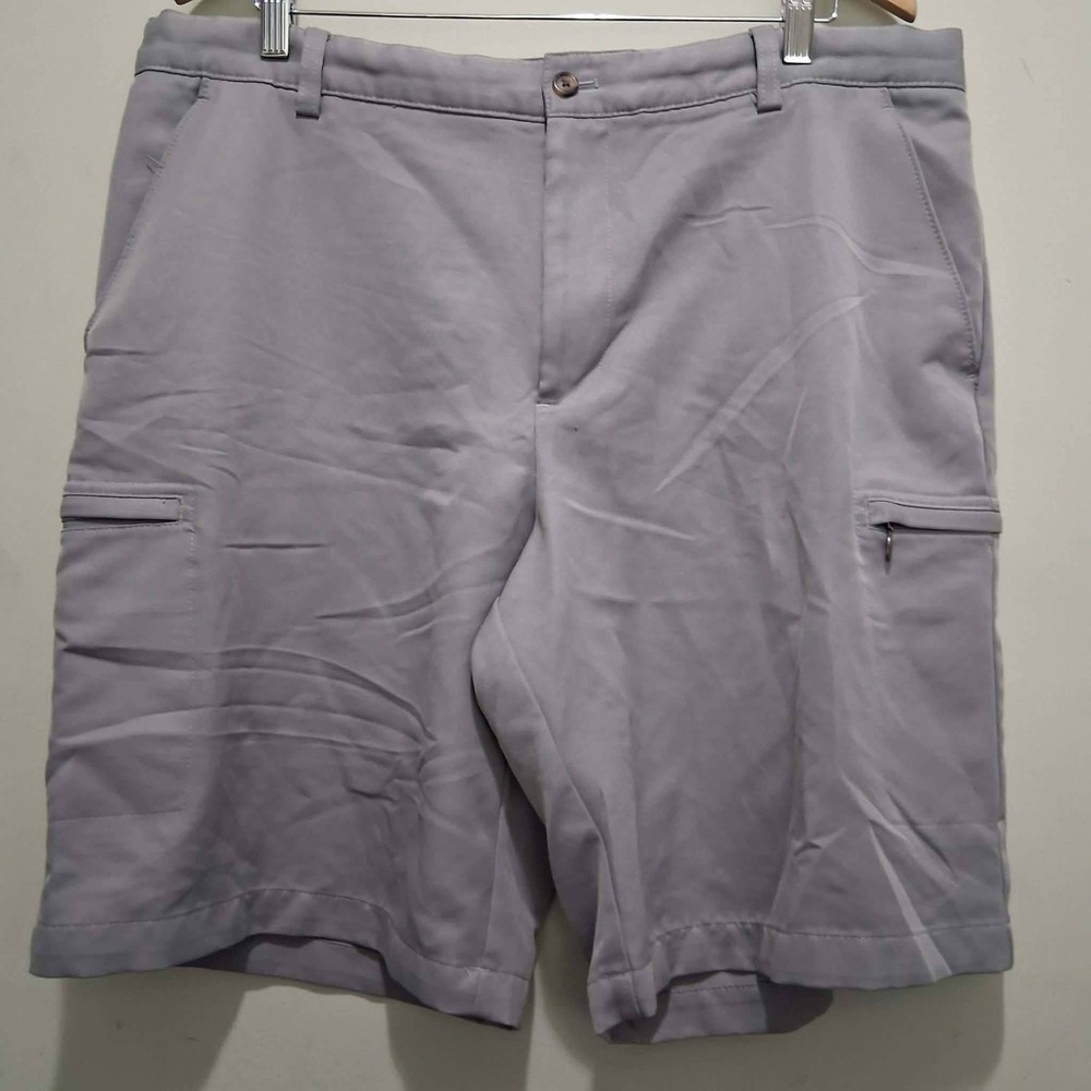 IZOD Golf Classic Mens Gray Performance Cargo Shorts Size 38 Flat Front Utility